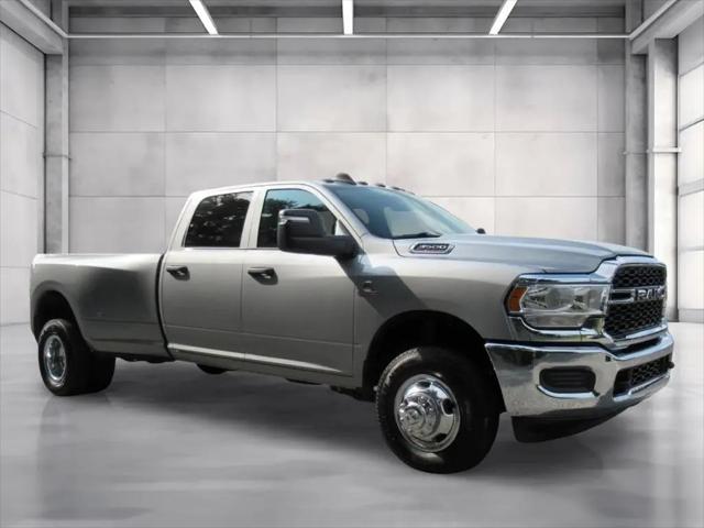 2024 Ram 3500 Tradesman Crew Cab 4x4 8' Box for sale in Chiefland, FL
