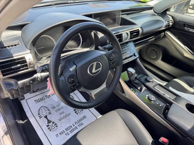 2014 Lexus IS 250 Base 4dr Sedan