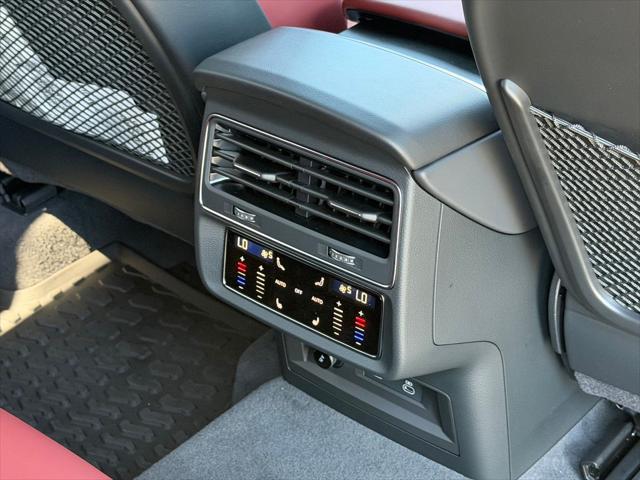 2026 Audi SQ7 Premium Plus TFSI quattro tiptronic