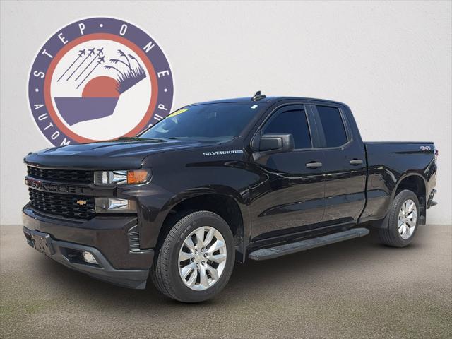 2020 Chevrolet Silverado 1500 4WD Double Cab Standard Bed Custom