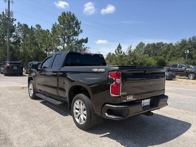 2020 Chevrolet Silverado 1500 4WD Double Cab Standard Bed Custom