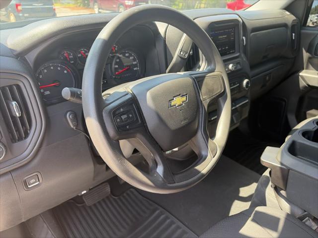 2020 Chevrolet Silverado 1500 4WD Double Cab Standard Bed Custom