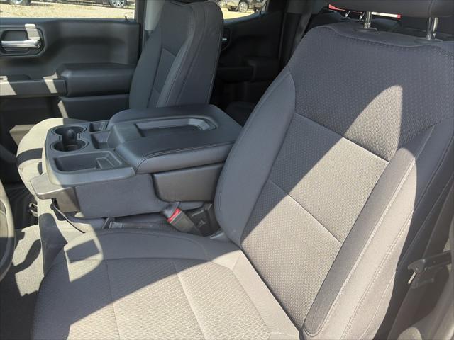 2020 Chevrolet Silverado 1500 4WD Double Cab Standard Bed Custom