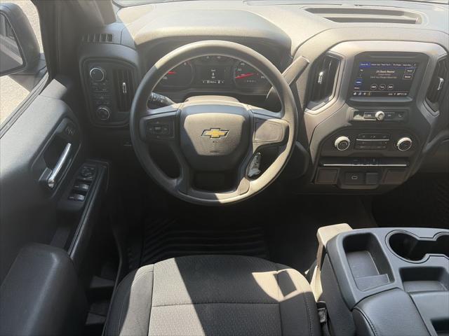 2020 Chevrolet Silverado 1500 4WD Double Cab Standard Bed Custom