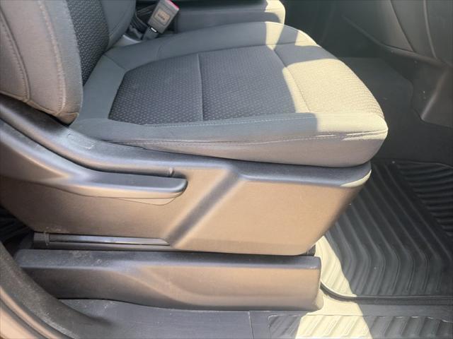 2020 Chevrolet Silverado 1500 4WD Double Cab Standard Bed Custom
