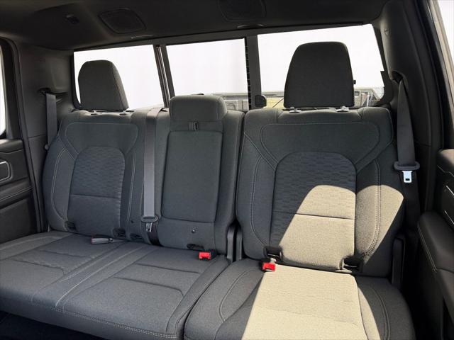 2026 Ram 1500 Big Horn Crew Cab 4x4 64 Box