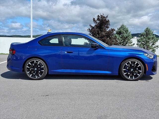2025 BMW M240 i xDrive