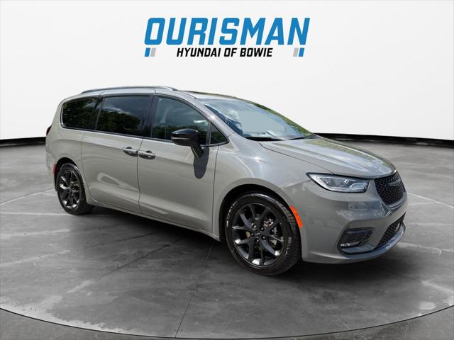2025 Chrysler Pacifica Limited for sale in Bowie, MD