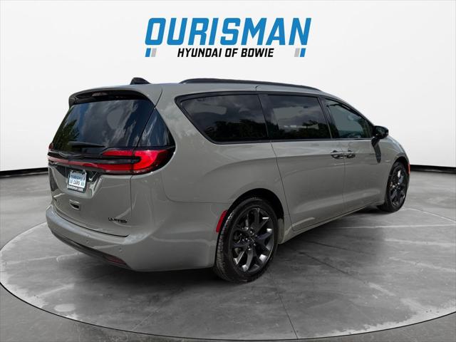 2025 Chrysler Pacifica Limited