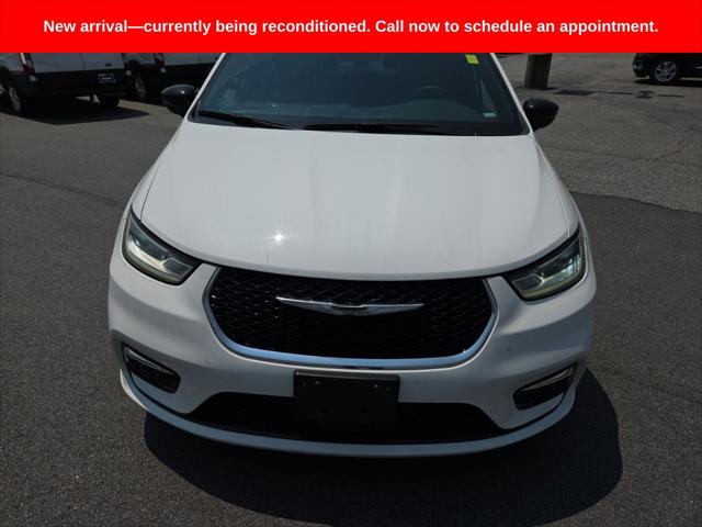 2025 Chrysler Pacifica Select for sale in Asheville, NC