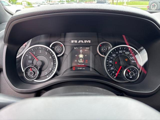 2023 Ram 1500 Big Horn Crew Cab 4x4 57 Box