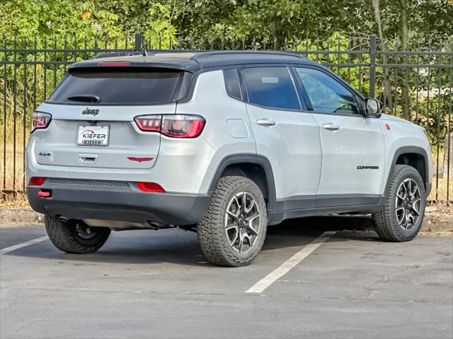 2025 Jeep Compass Trailhawk 4x4