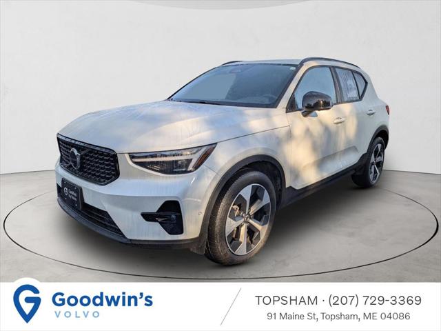 2026 Volvo XC40 Plus, B5 AWD Gas mild hybrid, Dark for sale in Topshan , ME