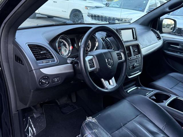 2015 Dodge Grand Caravan R/T 2015 Dodge Grand Caravan R/T