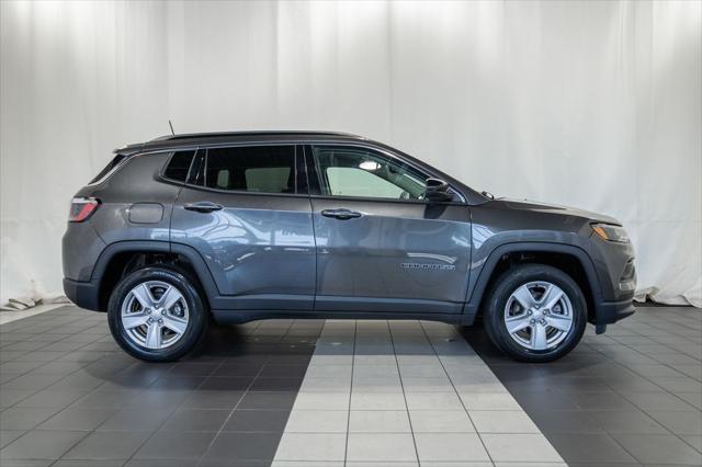 2022 Jeep Compass Latitude 4x4 2022 Jeep Compass Latitude 4x4