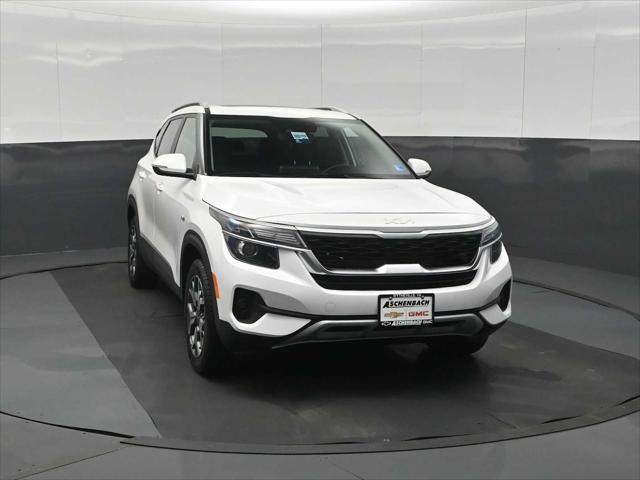 2023 Kia Seltos EX 2023 Kia Seltos EX