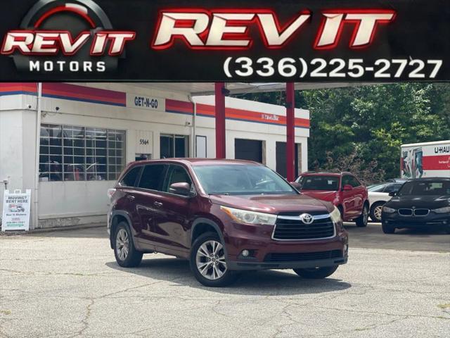 2016 Toyota Highlander LE Plus V6 for sale in Summerfield, NC
