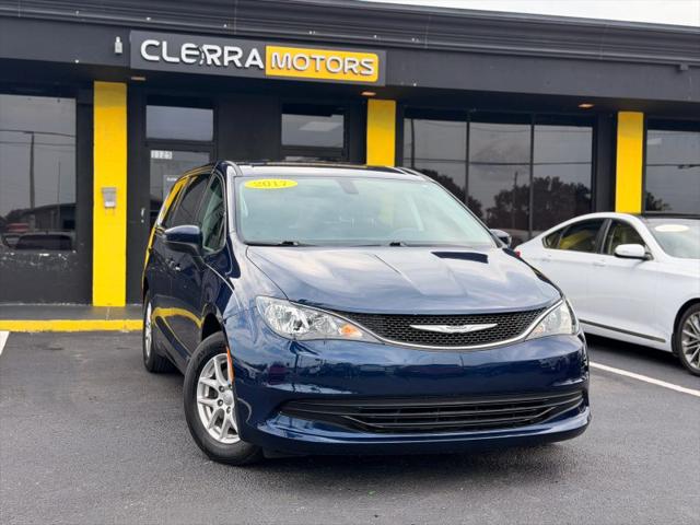2017 Chrysler Pacifica Touring for sale in Orlando, FL