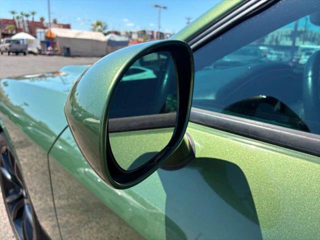 2018 Dodge Challenger SXT Plus