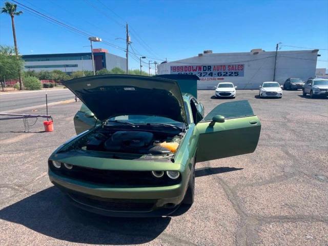 2018 Dodge Challenger SXT Plus