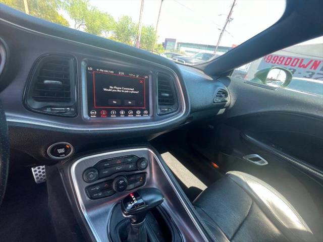 2018 Dodge Challenger SXT Plus