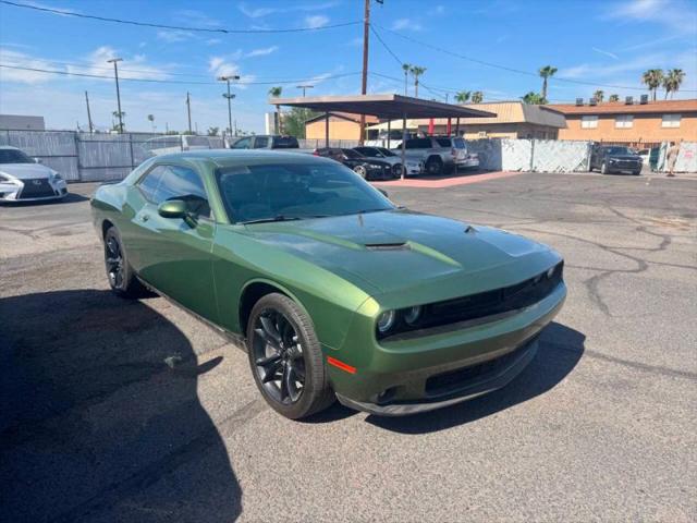 2018 Dodge Challenger SXT Plus