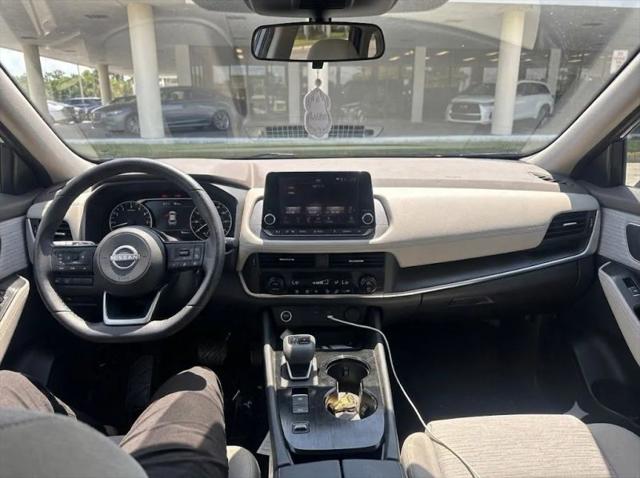 2023 Nissan Rogue SV FWD for sale in West Park, FL