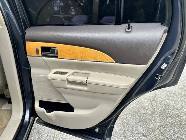 2014 Lincoln MKX Base