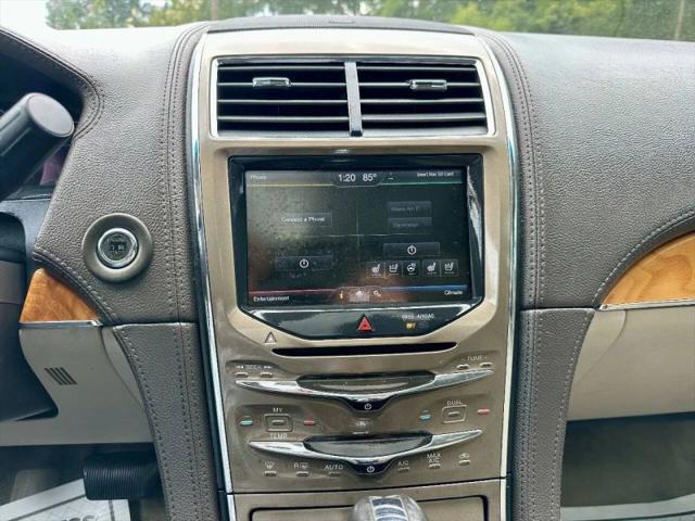 2014 Lincoln MKX Base