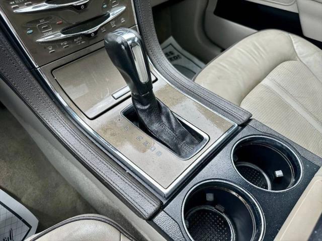 2014 Lincoln MKX Base