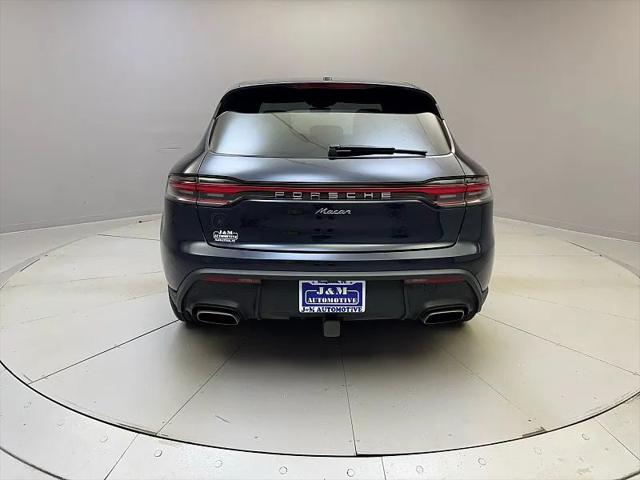 2023 Porsche Macan T