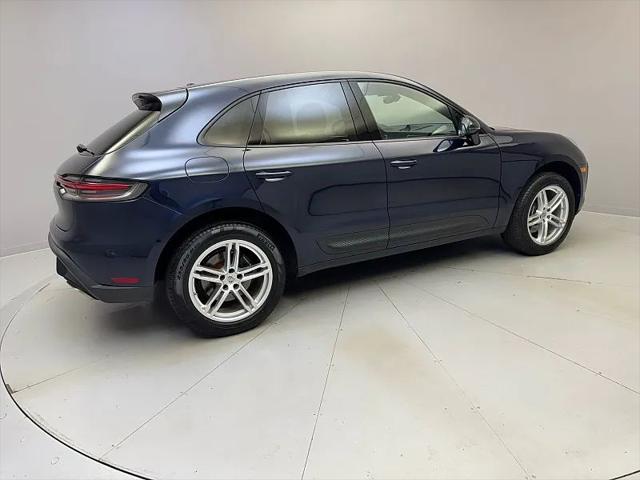 2023 Porsche Macan T