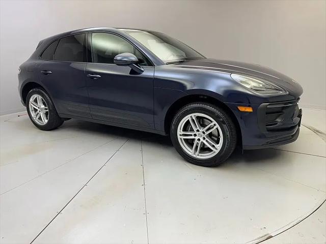 2023 Porsche Macan T