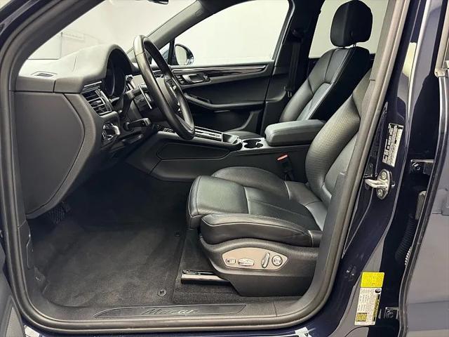 2023 Porsche Macan T