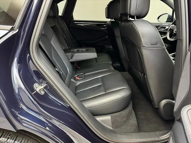 2023 Porsche Macan T