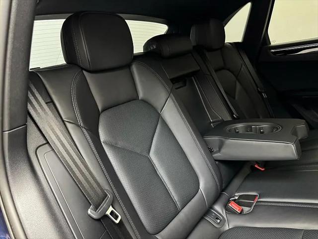 2023 Porsche Macan T