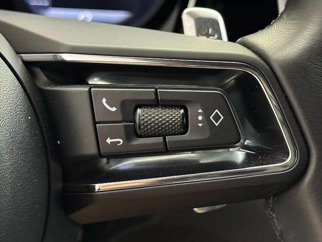 2023 Porsche Macan T
