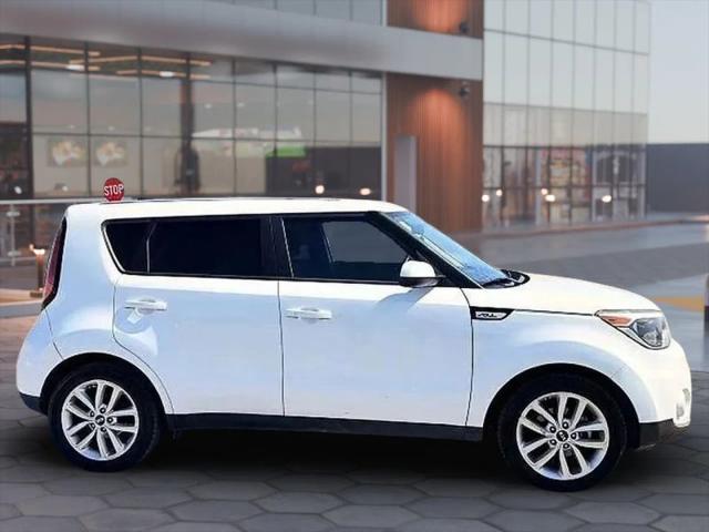 2017 Kia Soul +