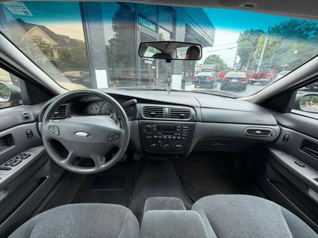 2000 Ford Taurus SES