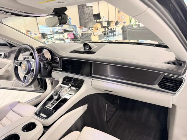 2020 Porsche Panamera 4S