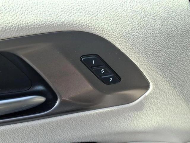 2021 Chrysler Pacifica Hybrid Touring L