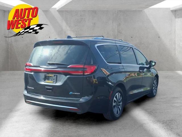 2021 Chrysler Pacifica Hybrid Touring L