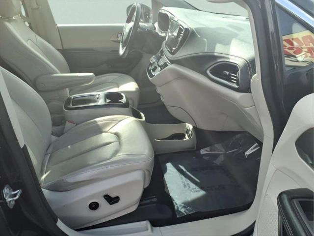 2021 Chrysler Pacifica Hybrid Touring L