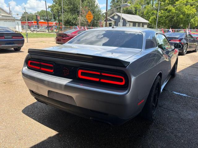 2016 Dodge Challenger SRT Hellcat