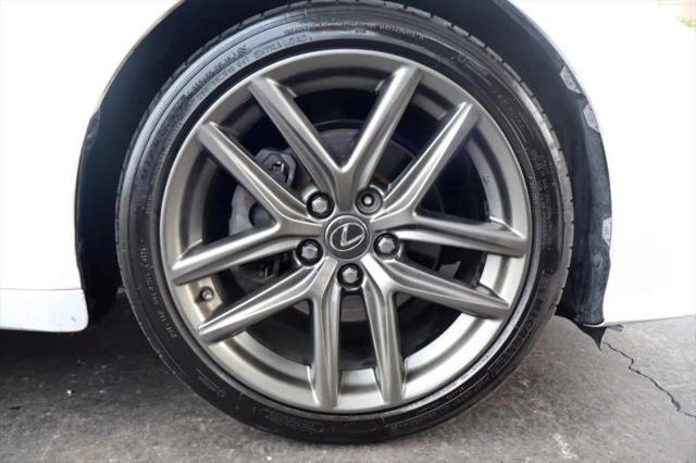 2015 Lexus IS 250 Crafted Line
