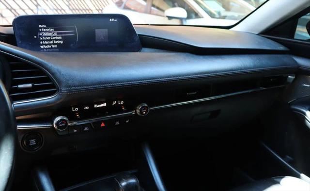 2019 Mazda Mazda3 Preferred Package