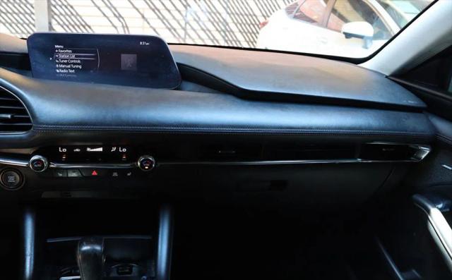 2019 Mazda Mazda3 Preferred Package