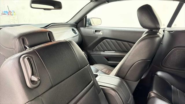 2010 Ford Mustang V6