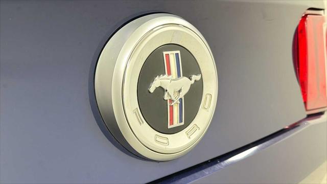 2010 Ford Mustang V6