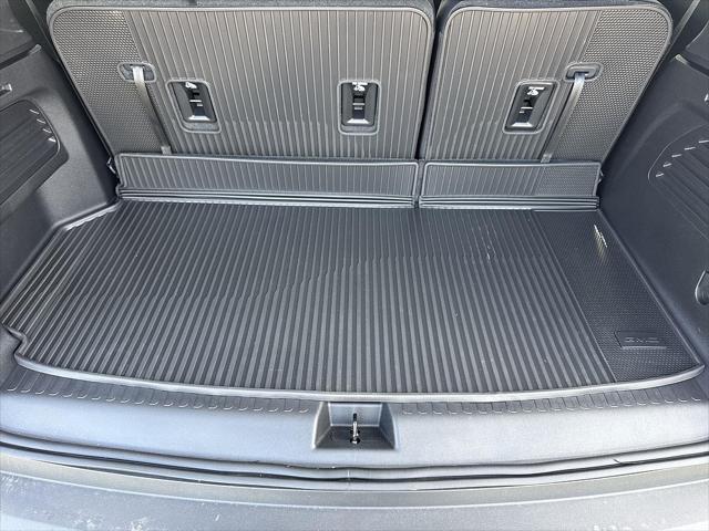 2027 GMC Acadia FWD Elevation